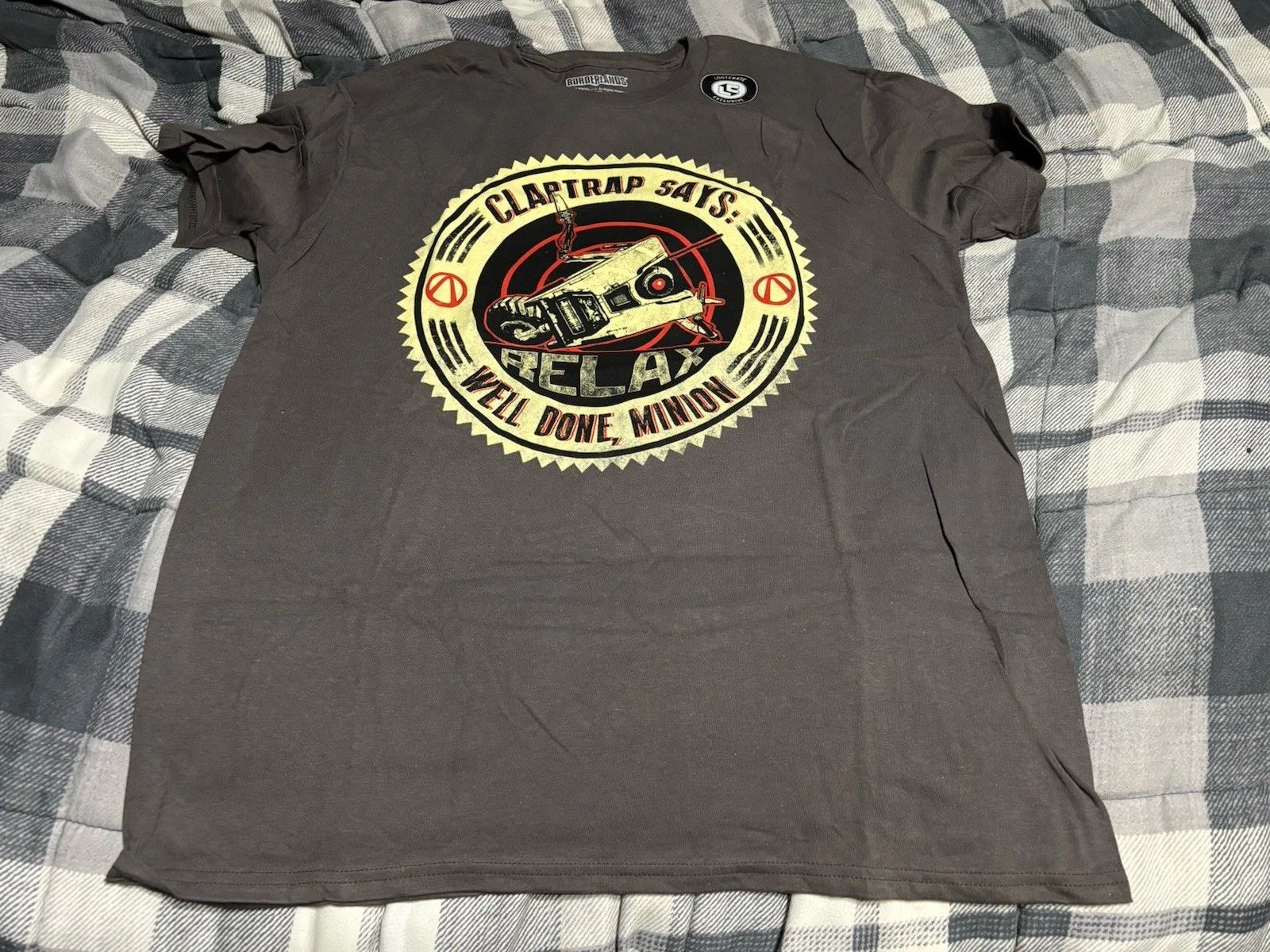 Borderlands Video Game Promo Claptrap Official Well Done Minion Adult T-Shirt XL Unisex T-shirt, Sweatshirt, Hoodie, Long Sleeve Tee